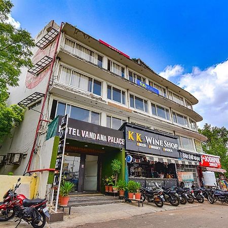 Hotel Vandana Palace Kota  Ngoại thất bức ảnh