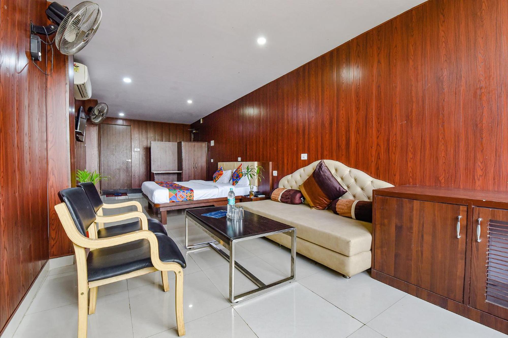 Hotel Vandana Palace Kota  Ngoại thất bức ảnh