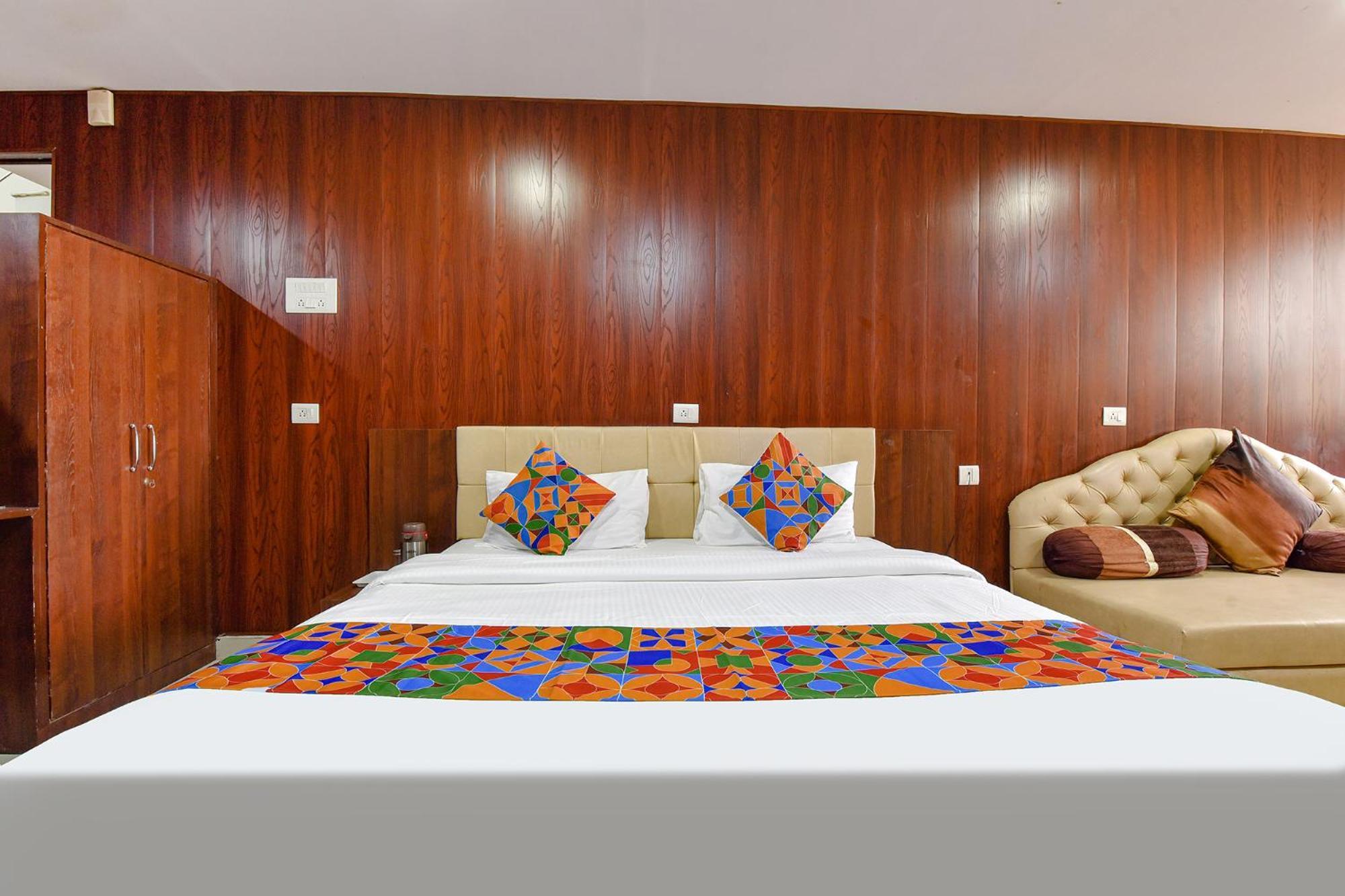 Hotel Vandana Palace Kota  Ngoại thất bức ảnh