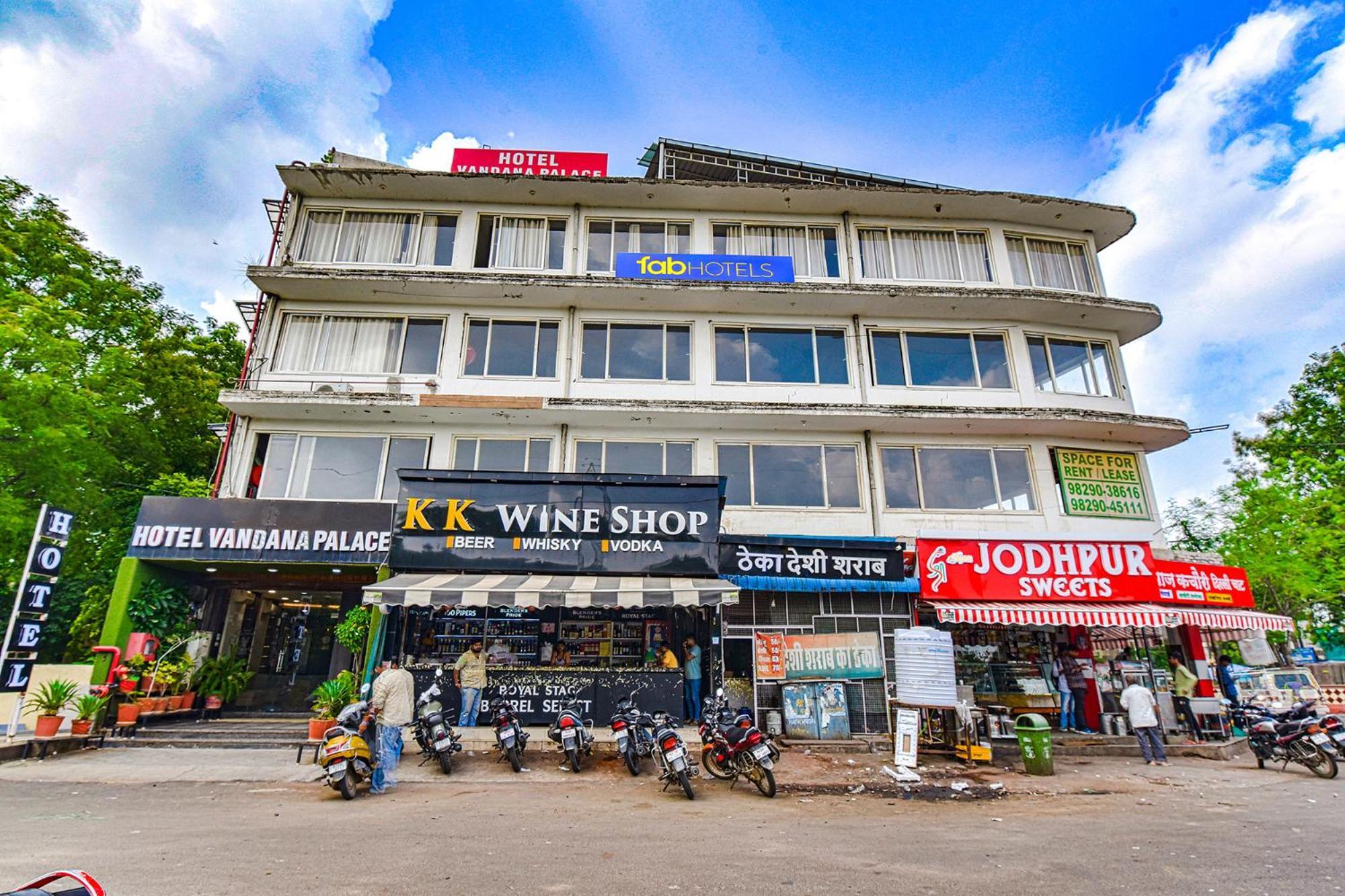 Hotel Vandana Palace Kota  Ngoại thất bức ảnh